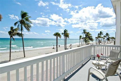 Live the beach life in Magix, Florida